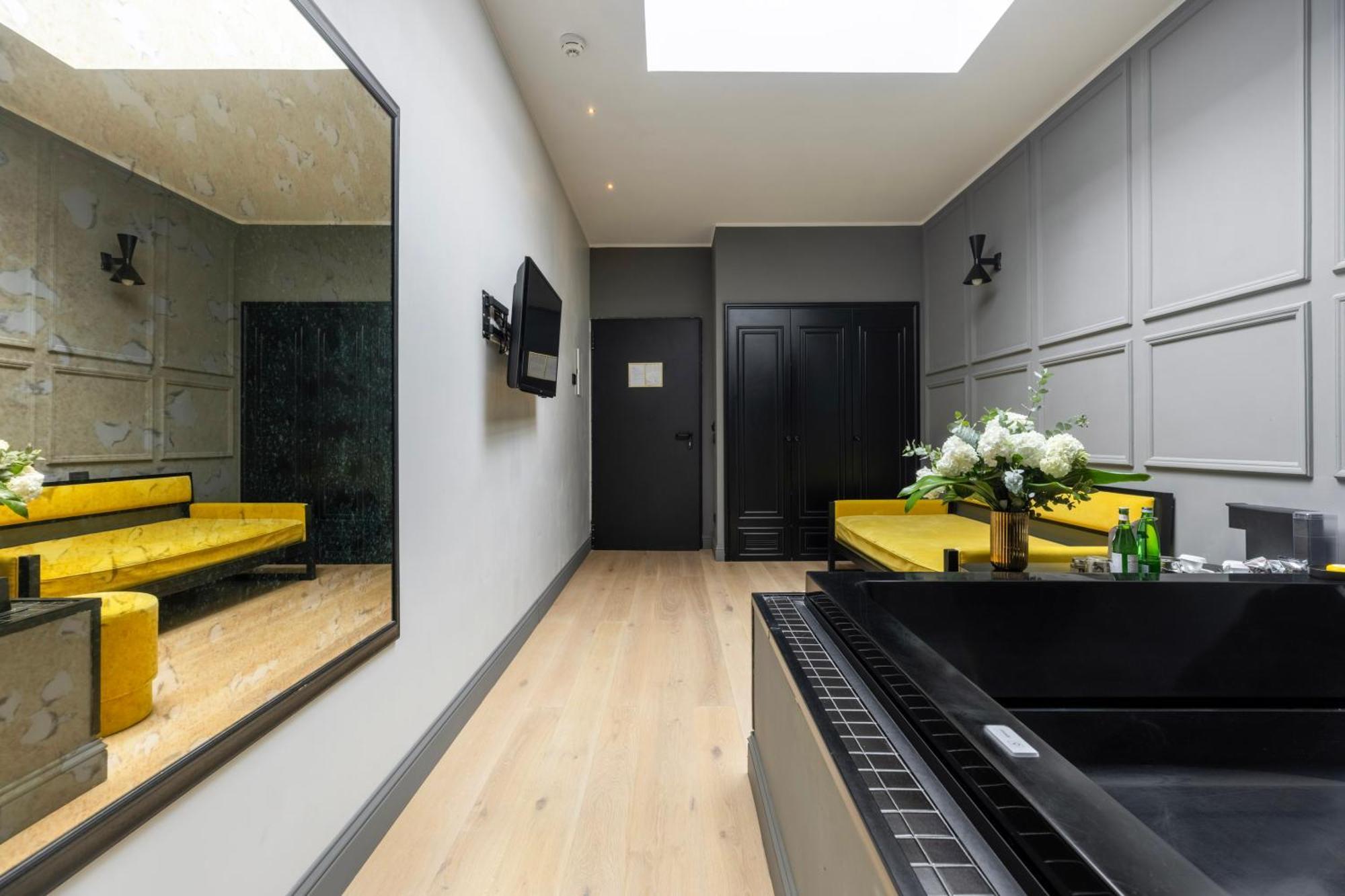 Roma Luxus Hotel Bagian luar foto The Green Room at the National Theatre, London
