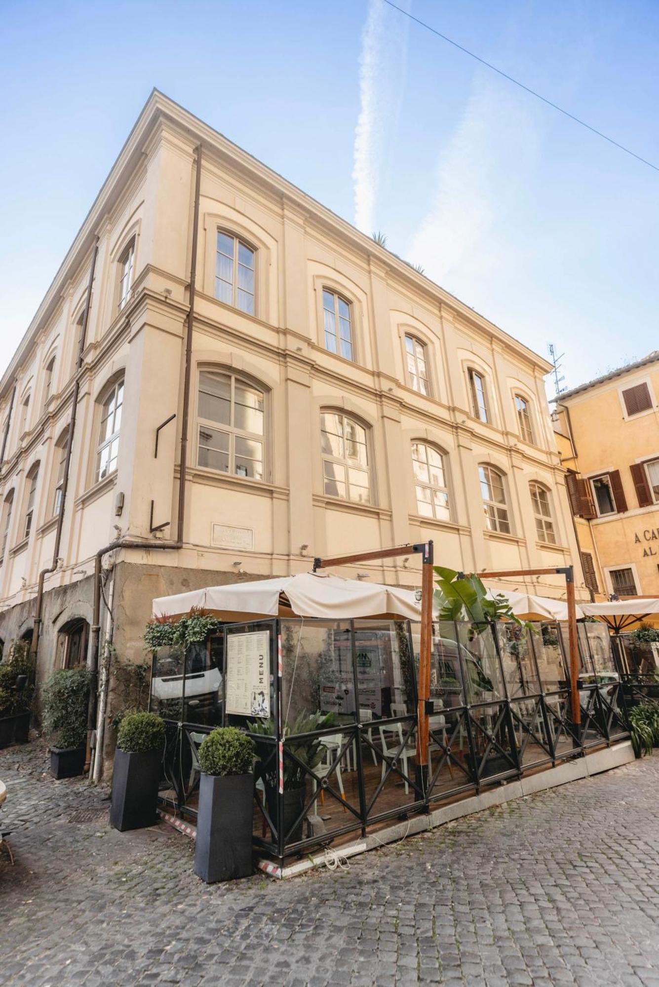 Roma Luxus Hotel Bagian luar foto The building of the Academy of Music in Nice
